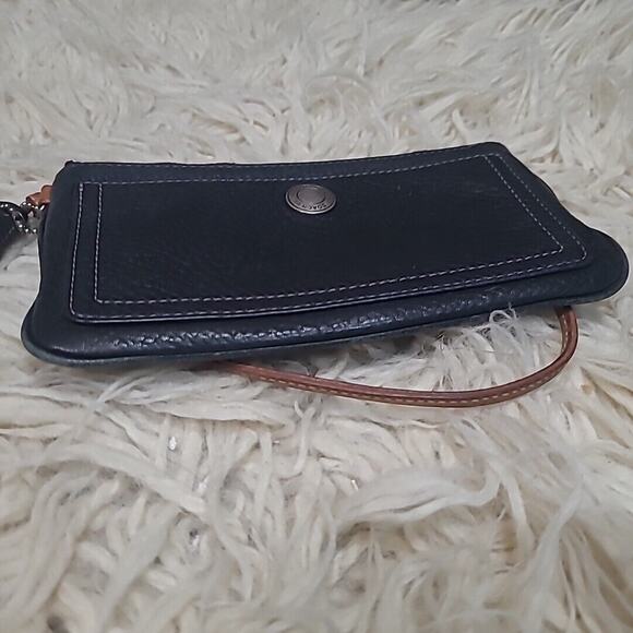 COACH Chelsea Black Pebbled Leather Zip Wristlet Wallet 7 x 4.5 in. - Picture 9 of 9